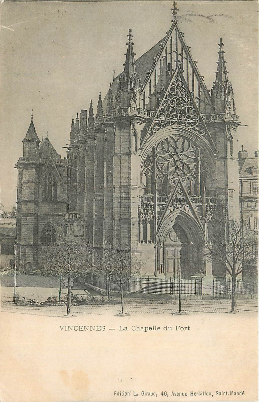 CPA Vincennes La Chapelle du Fort 