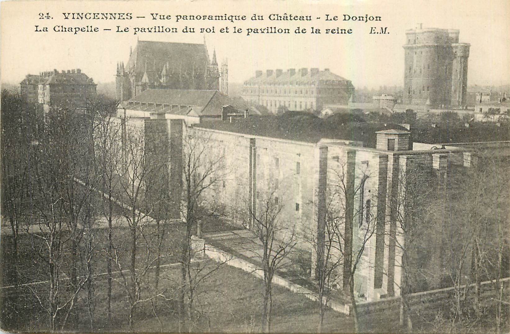 CPA Vincennes Vue panoramique du Chateau le Donjon La Chapelle le Pavillon du roi et le pavillon de 