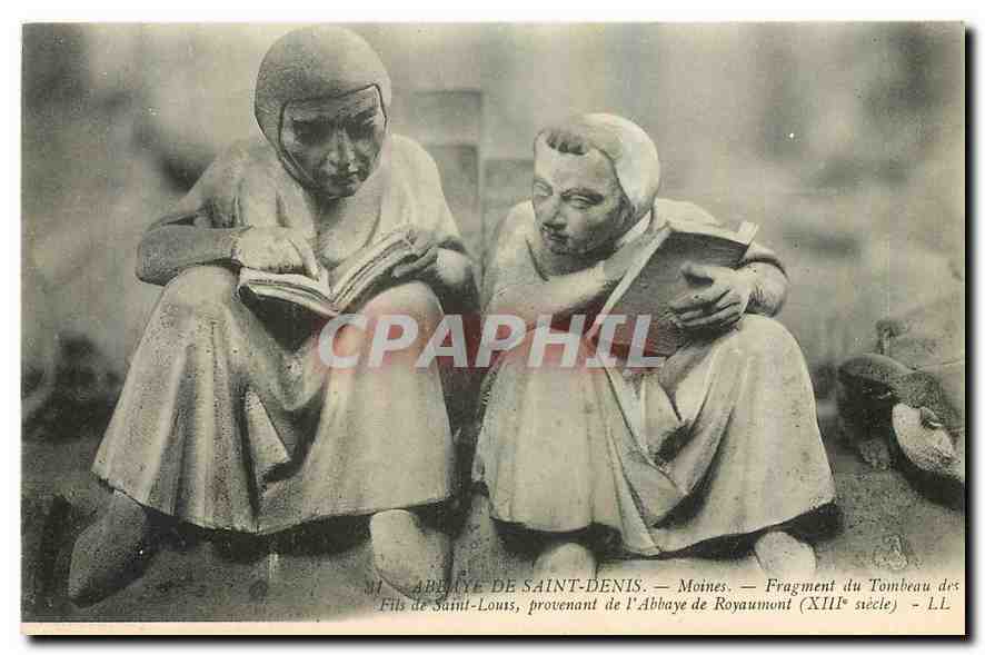 CPA Abbaye de Saint Denis Moines Fragment du Tombeau des Fils de Saint Louis 