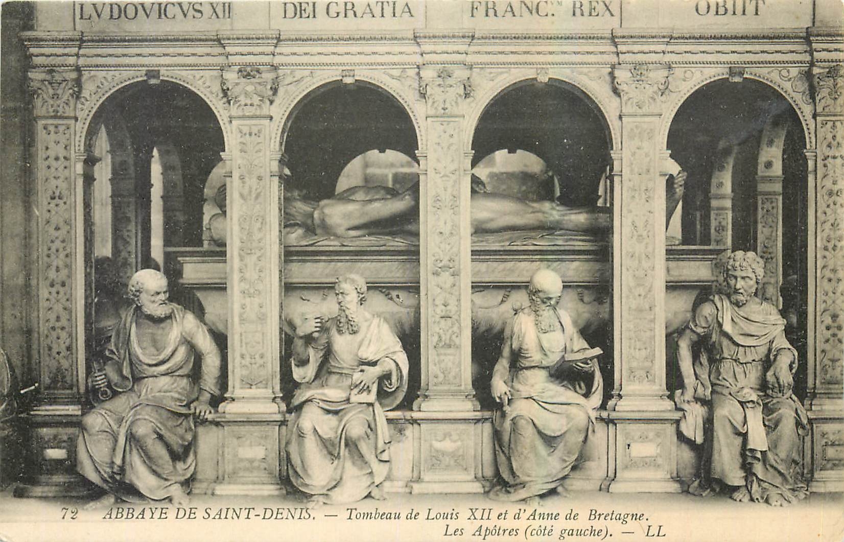 CPA Abbaye de Saint Denis Tombeau de Louis XII et d'Anne de Bretagne Les Apotres cote gauche 
