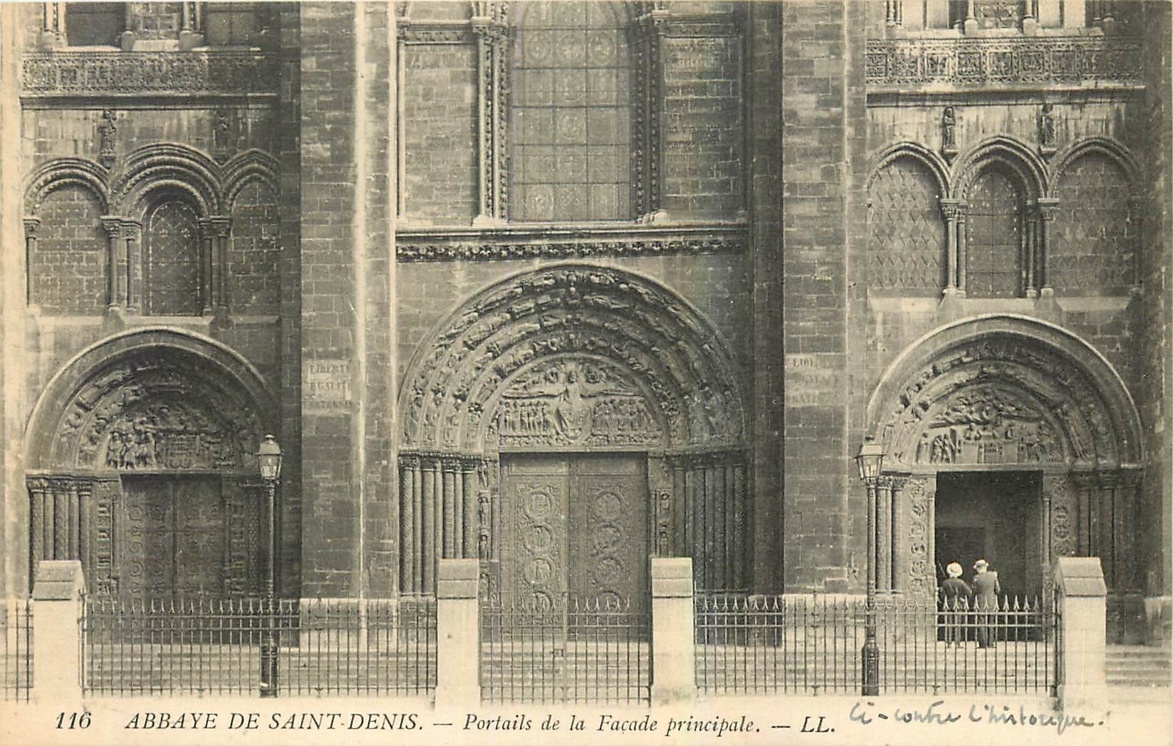 CPA Abbaye de Saint Denis Portails de la Facade principale 