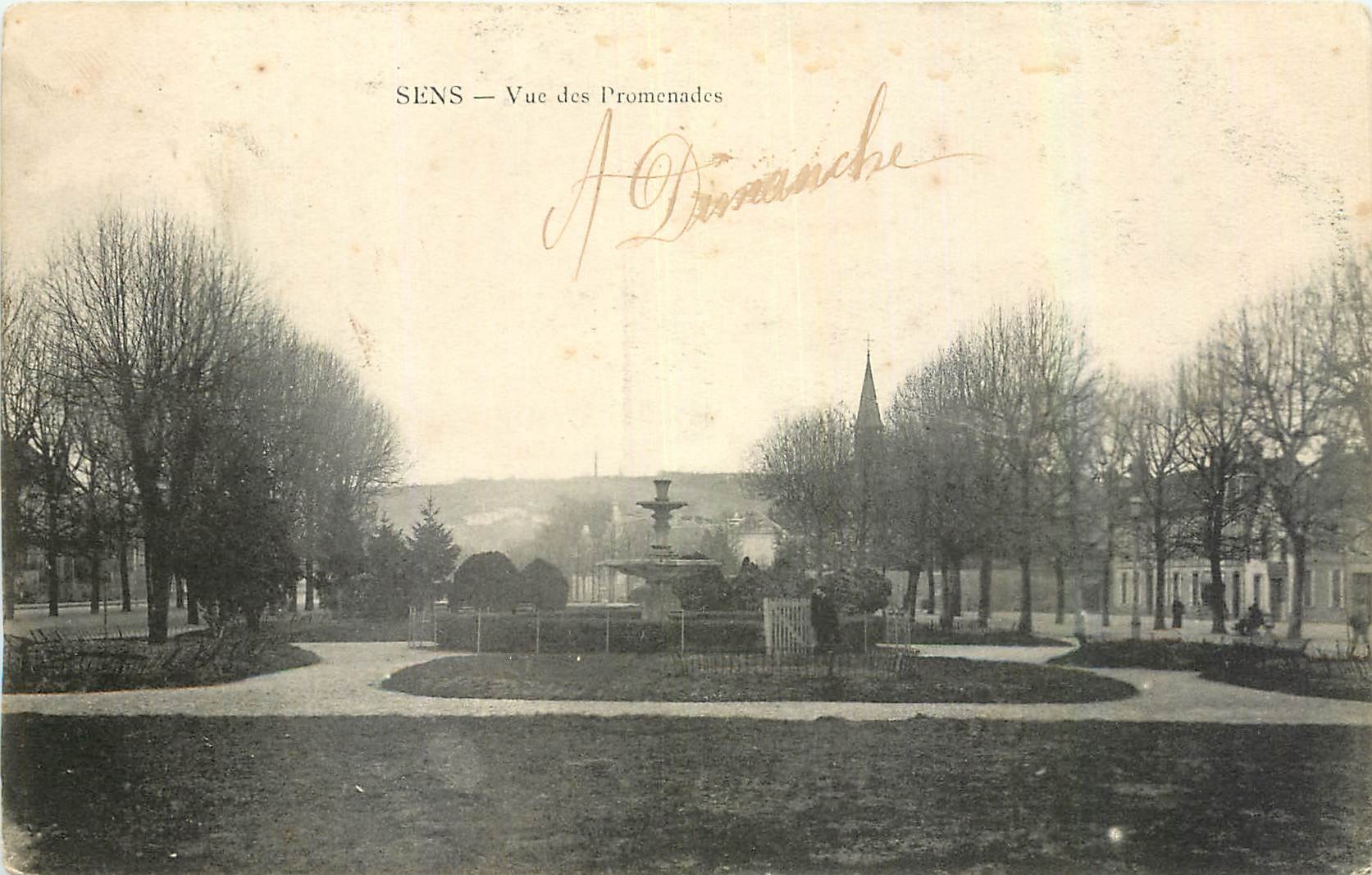 CPA Sens Vue des Promenades 