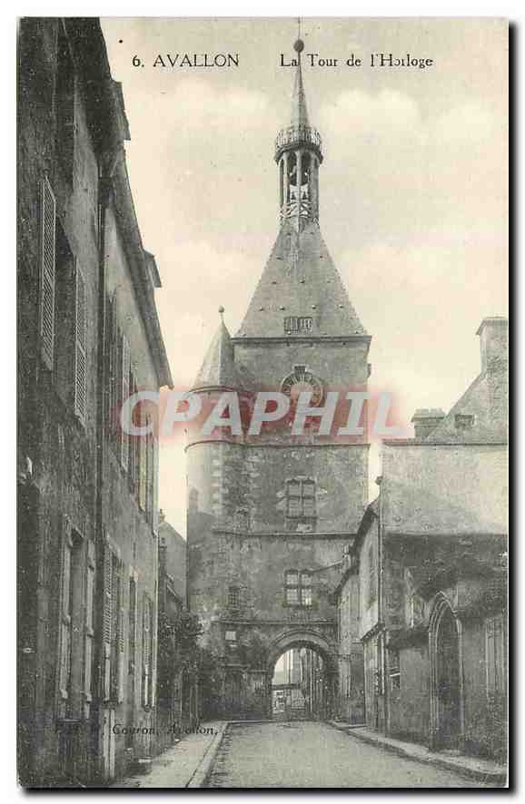 CPA Avallon la Tour de l'Horloge 