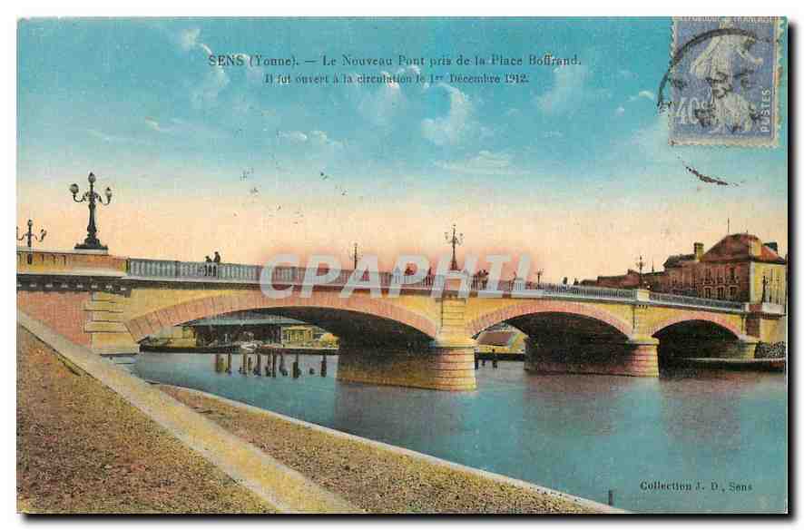 CPA Sens Yonne Le Nouveau Pont pris de la Place Boffrand 