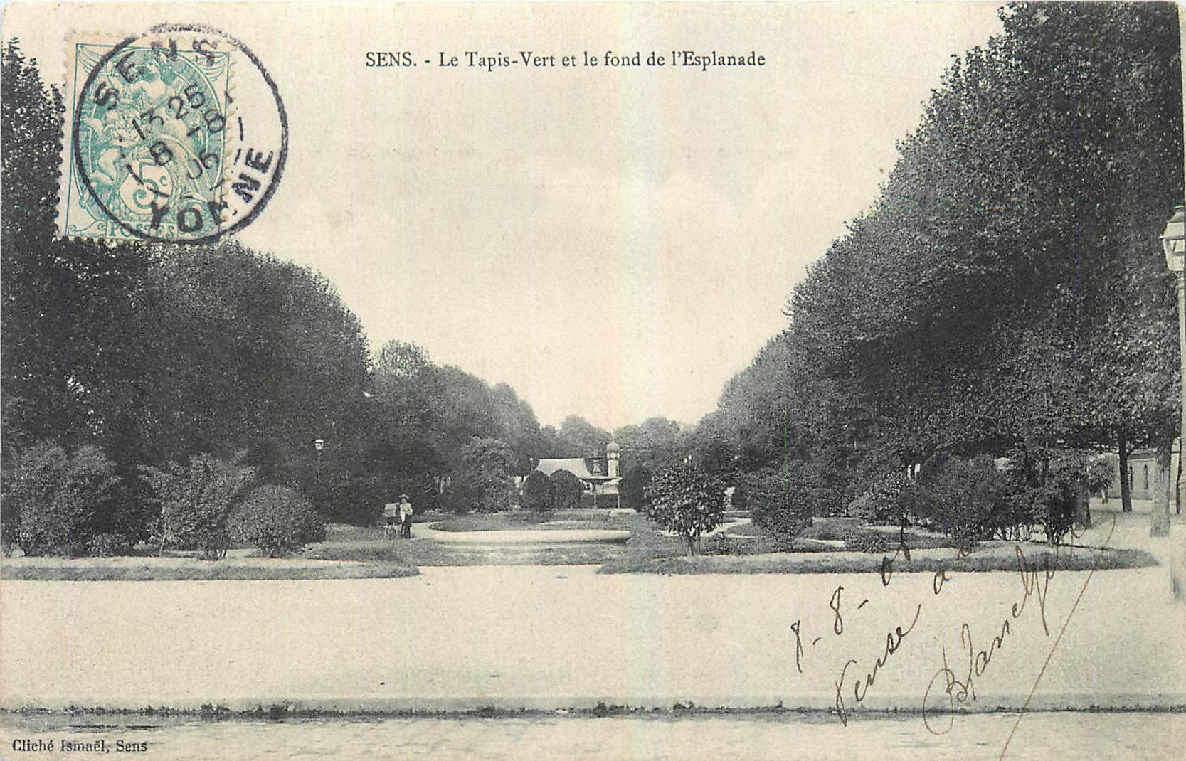 CPA Sens Le Tapis Vert et le Fond de vl'Esplanade 