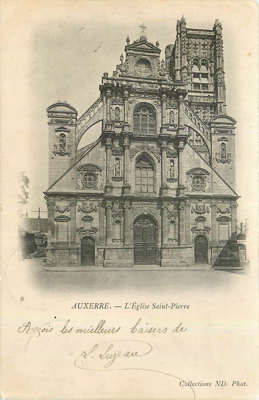 CPA Auxerre L'Eglise Saint Pierre 