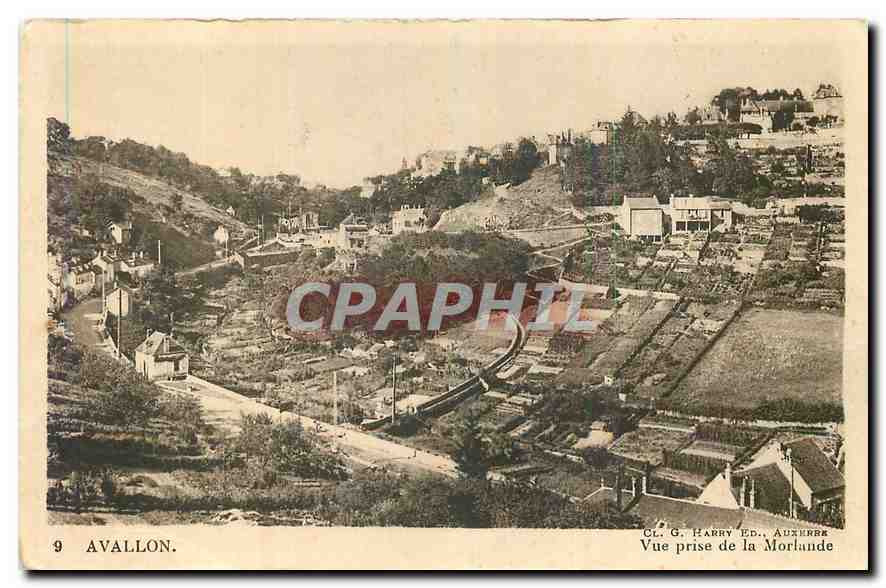 CPA Avallon Vue prise de la Morlande 