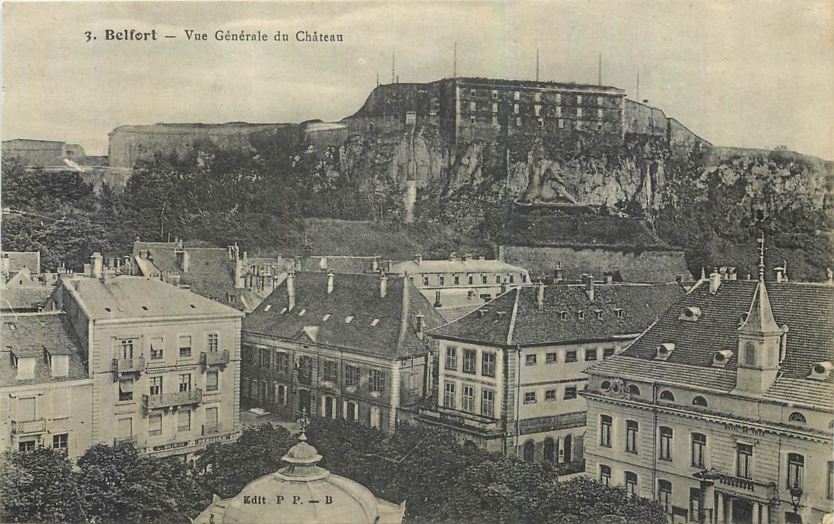 CPA Belfort Vue generale du Chateau 