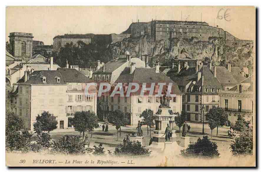 CPA Belfort la Place de la Republique 