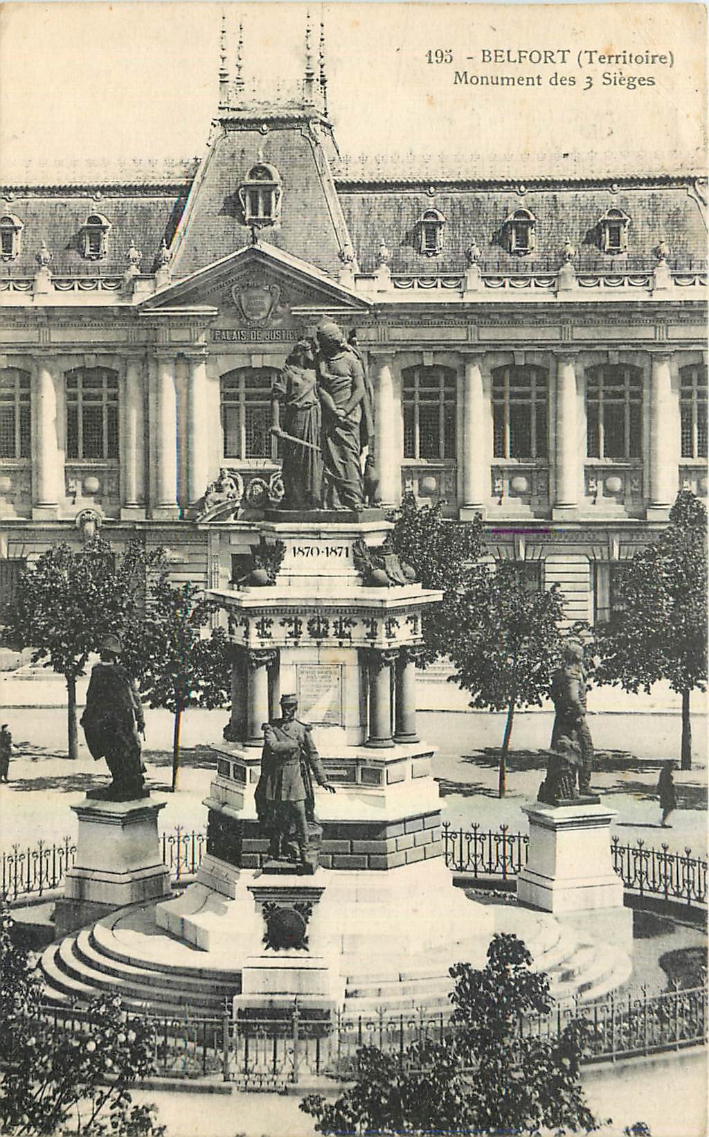CPA Belfort Territoire Monument des 3 Sieges 
