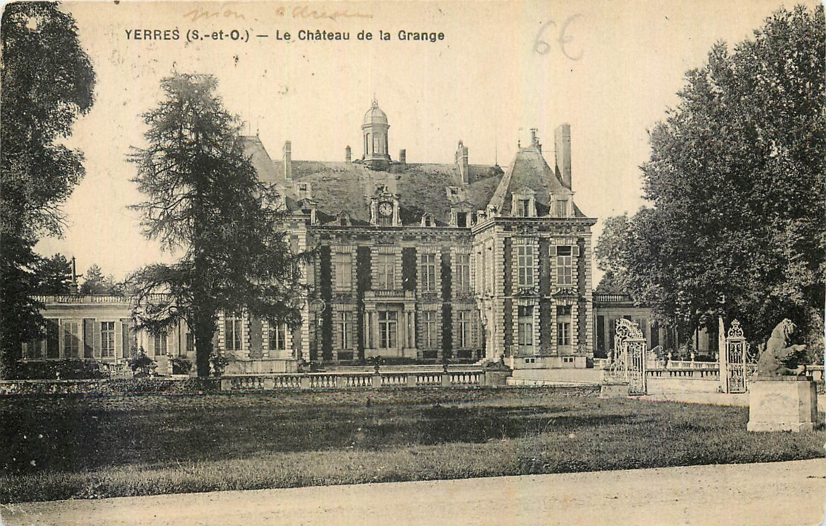 CPA Yerres s et O Le Chateau de la Grande 