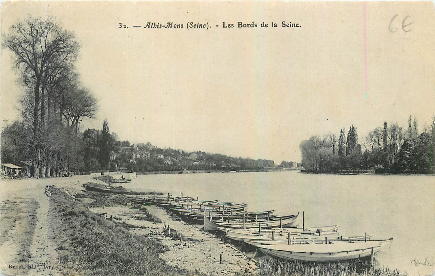 CPA Athis Mons Seine Les Bords de la Seine Bateaux