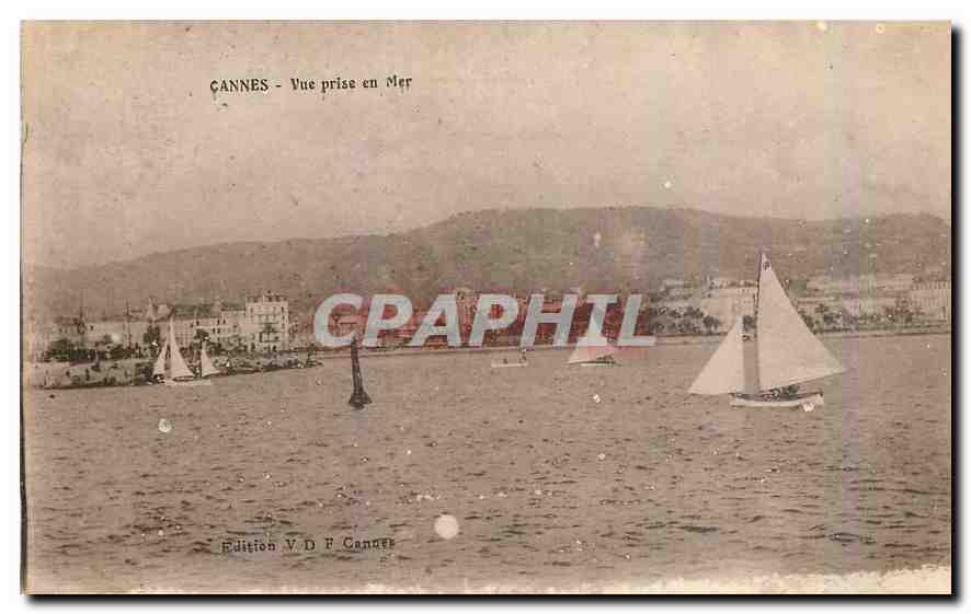 CPA Cannes Vue prise en Mer 