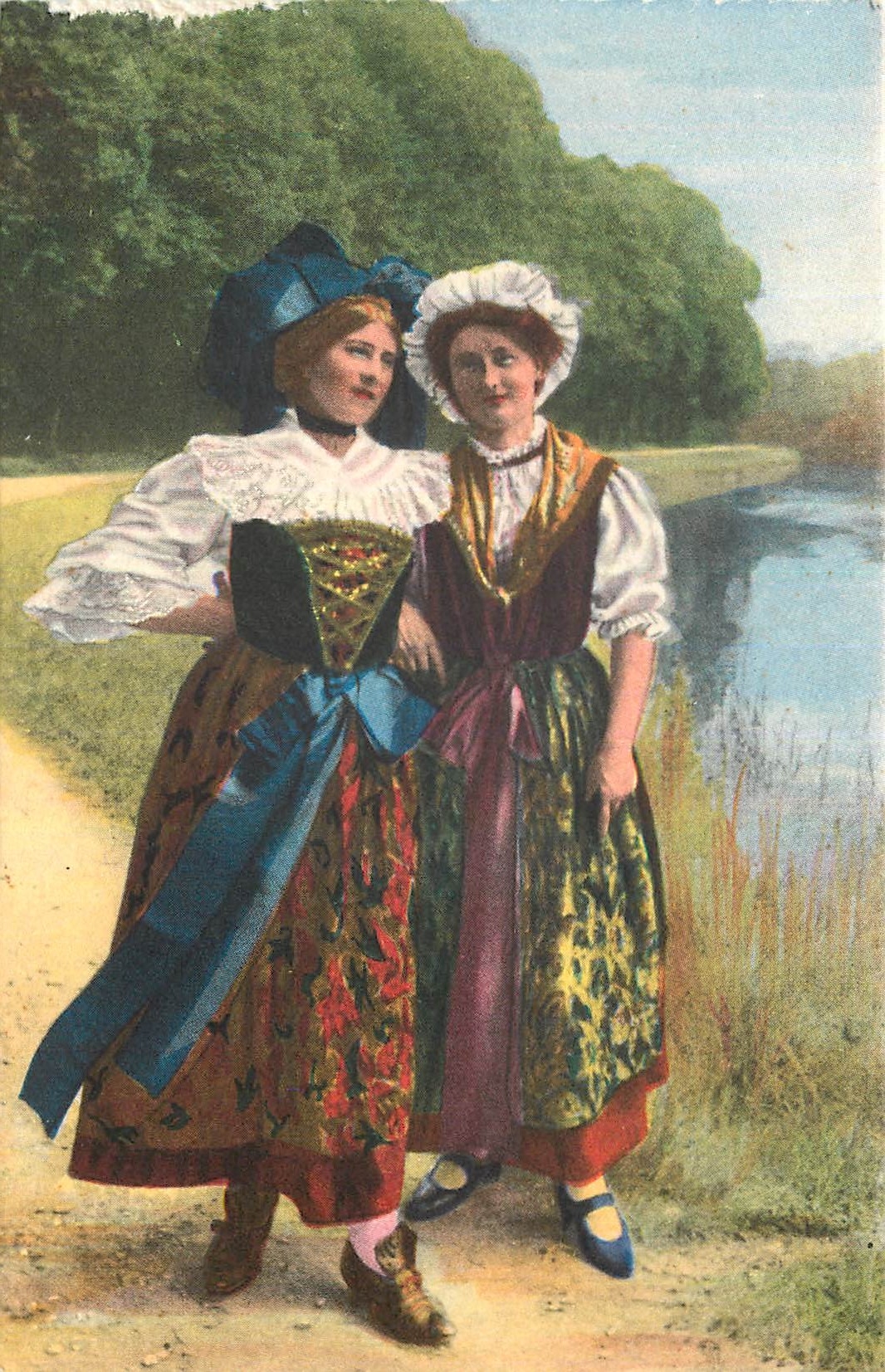 CPA Au bord de la riviere Folklore Alsace
