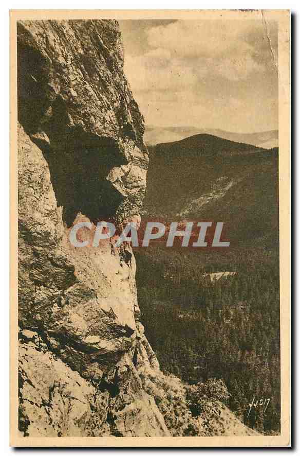 CPA Route de la Schlucht Haut Rhin Rocher surplombant la Vallee de Munster 