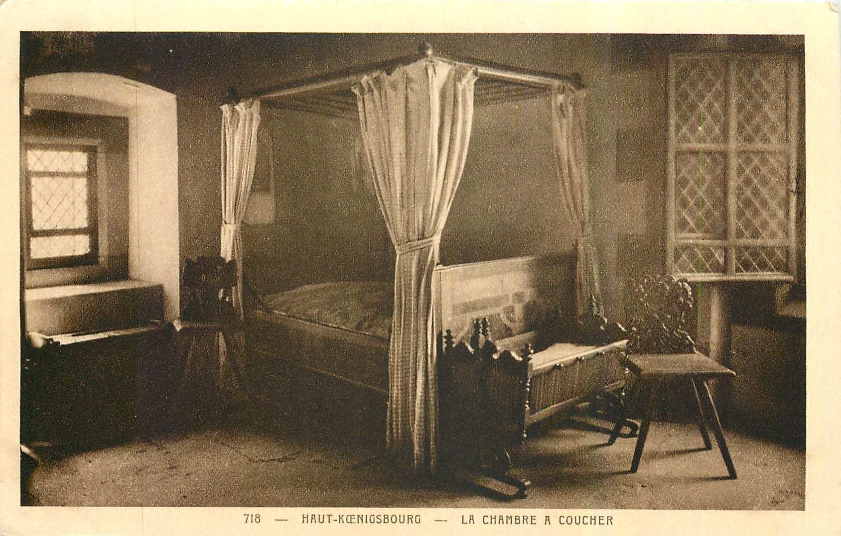 CPA Haut Koenigsbourg la Chambre a Coucher 