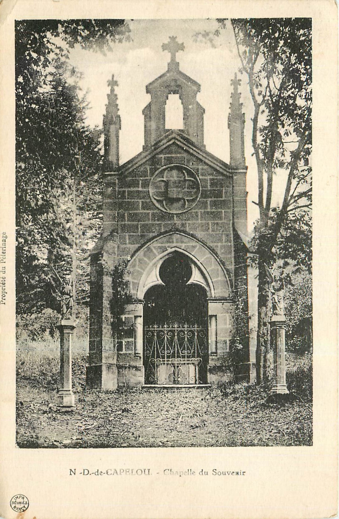 CPA N D de Capelou Chapelle du Souvenir 