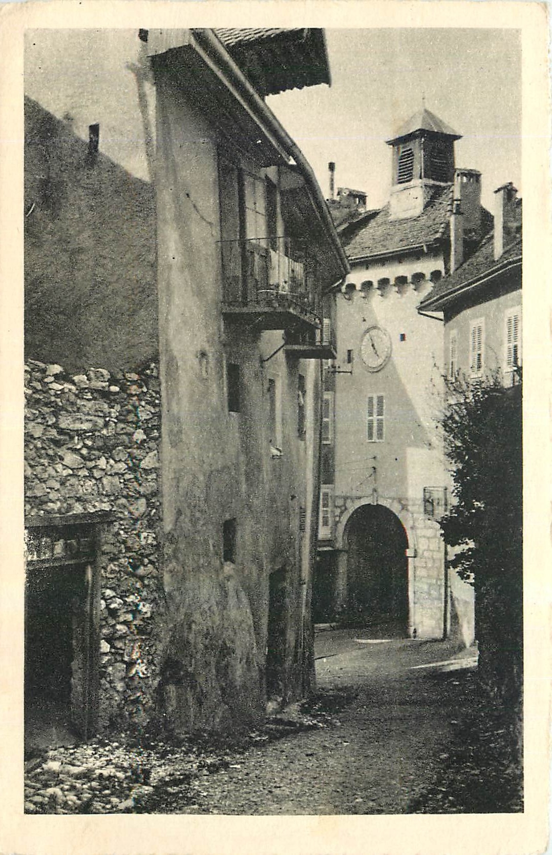 CPA Annecy Passage Nemours et Porte Ste Claire 