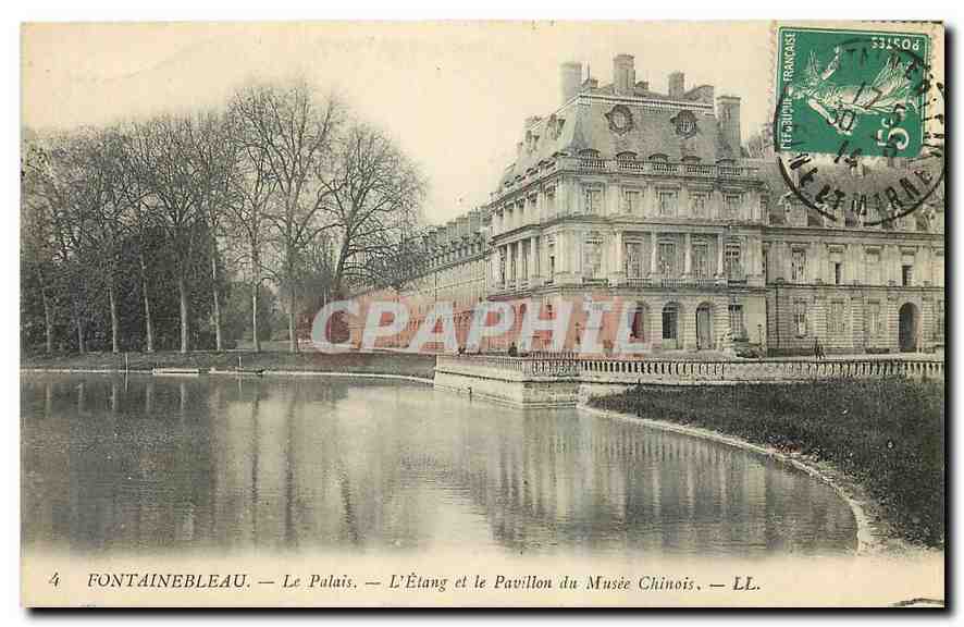 CPA Fontainebleau Le Palais l'Etang et le Pavillon du Musee Chinois  Chine China