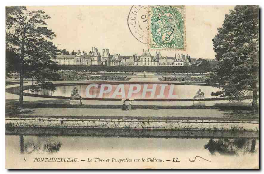 Fontainebleau — Der Tiber und Blick auf das Schloss — LL.