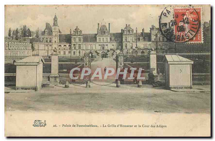Schloss Fontainebleau — Das Ehrentor und der Abschiedsplatz — Verlag G. P. R. Nr. 26