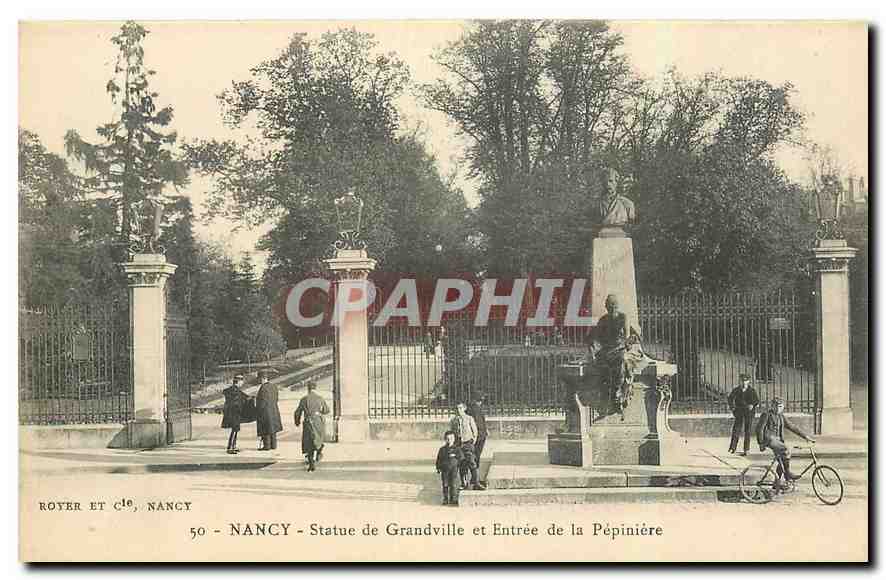 CPA Nancy Statue de Granville ey Entree de la Pepiniere 