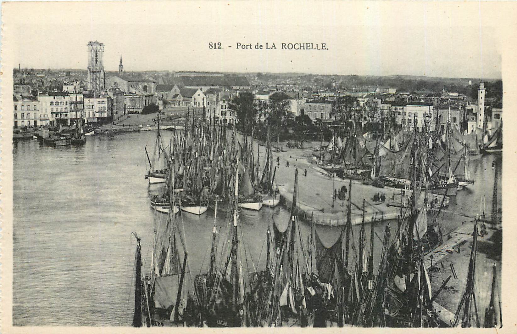 CPA Port de la Rochelle Bateaux