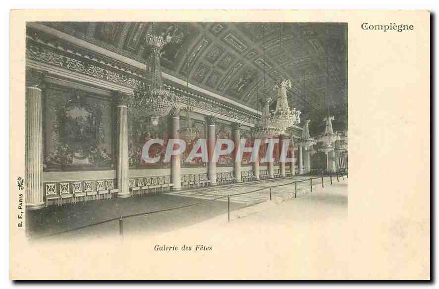 CPA Compiegne Galerie des Fetes 
