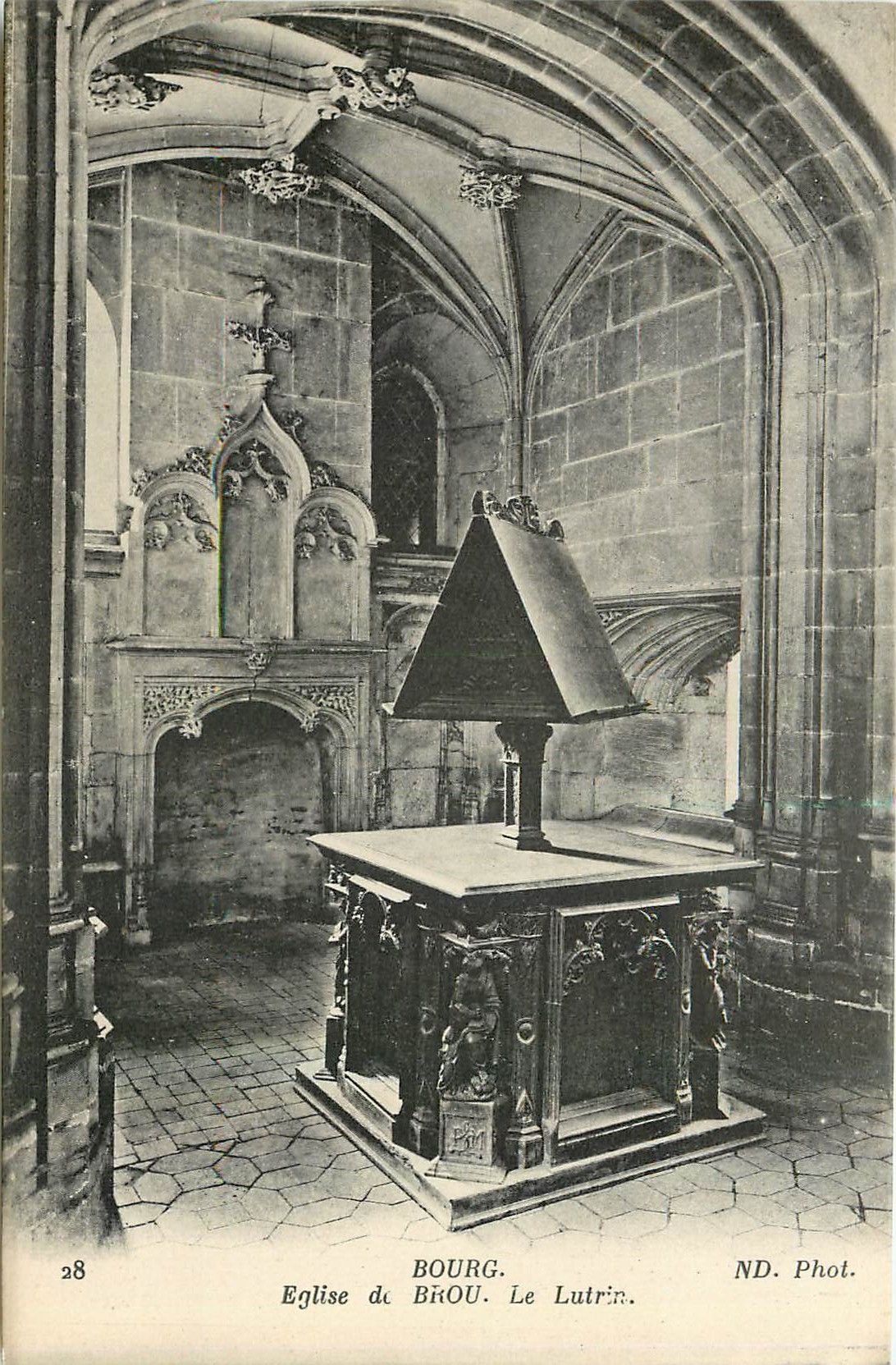 CPA Bourg Eglise de Brou Le Lutrin 