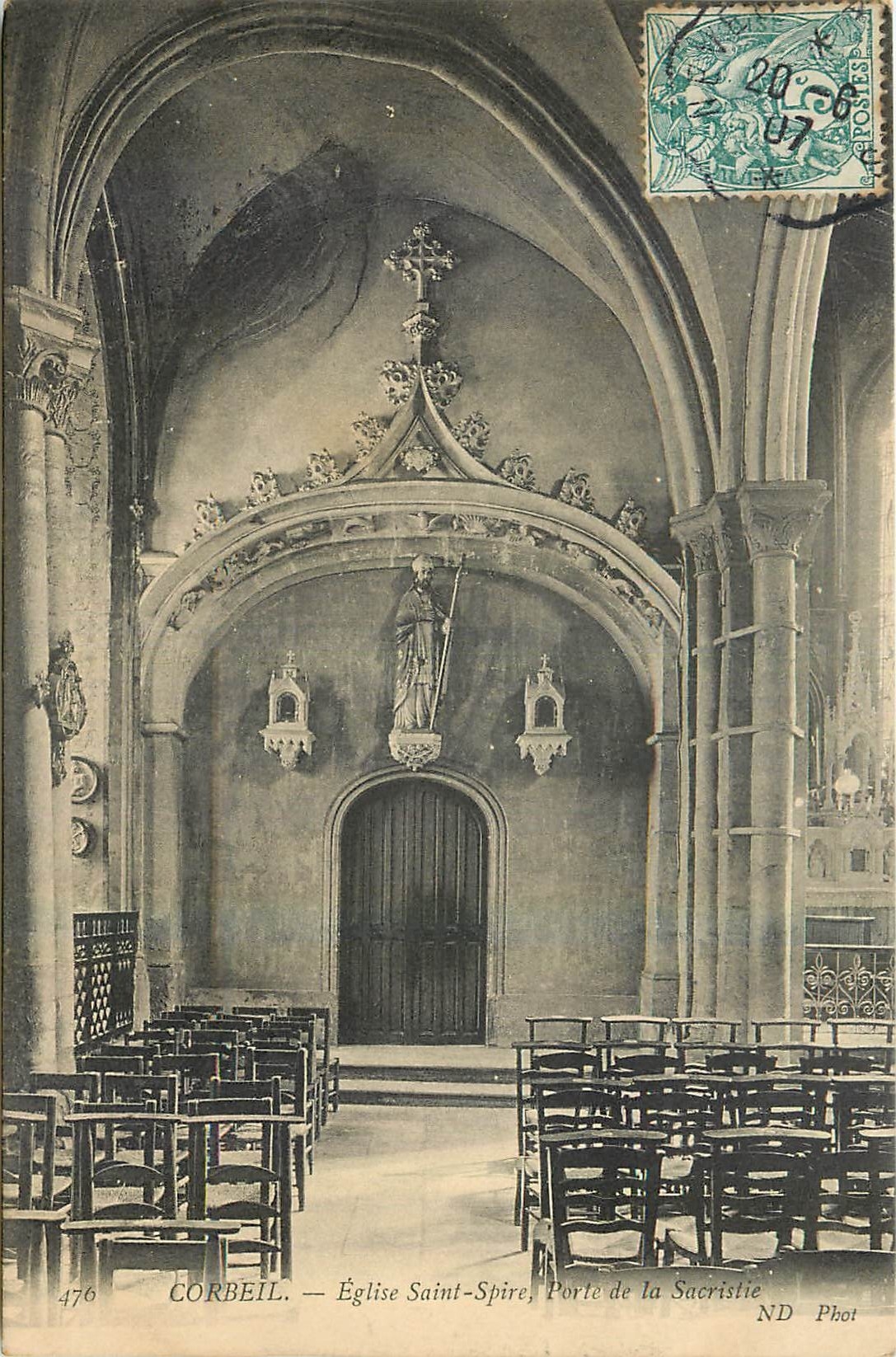 CPA Corbeil Eglise Saint Spire Porte de la Sacristie 