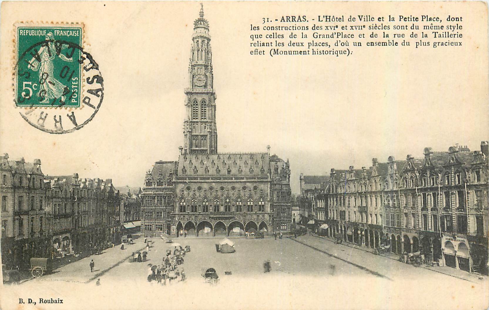 CPA Arras L'Hotel de Ville et la Petite Place 