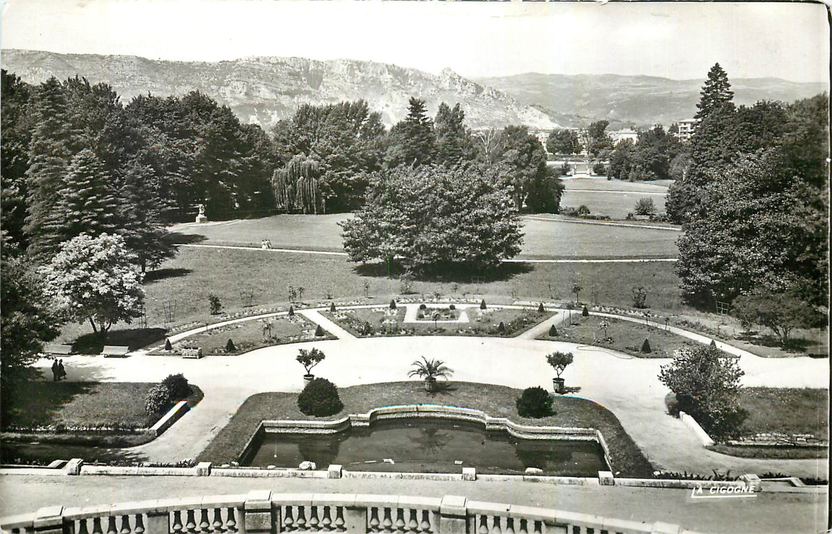 CPA Valence Drome Le Parc Jouvet vu du Belvedere 
