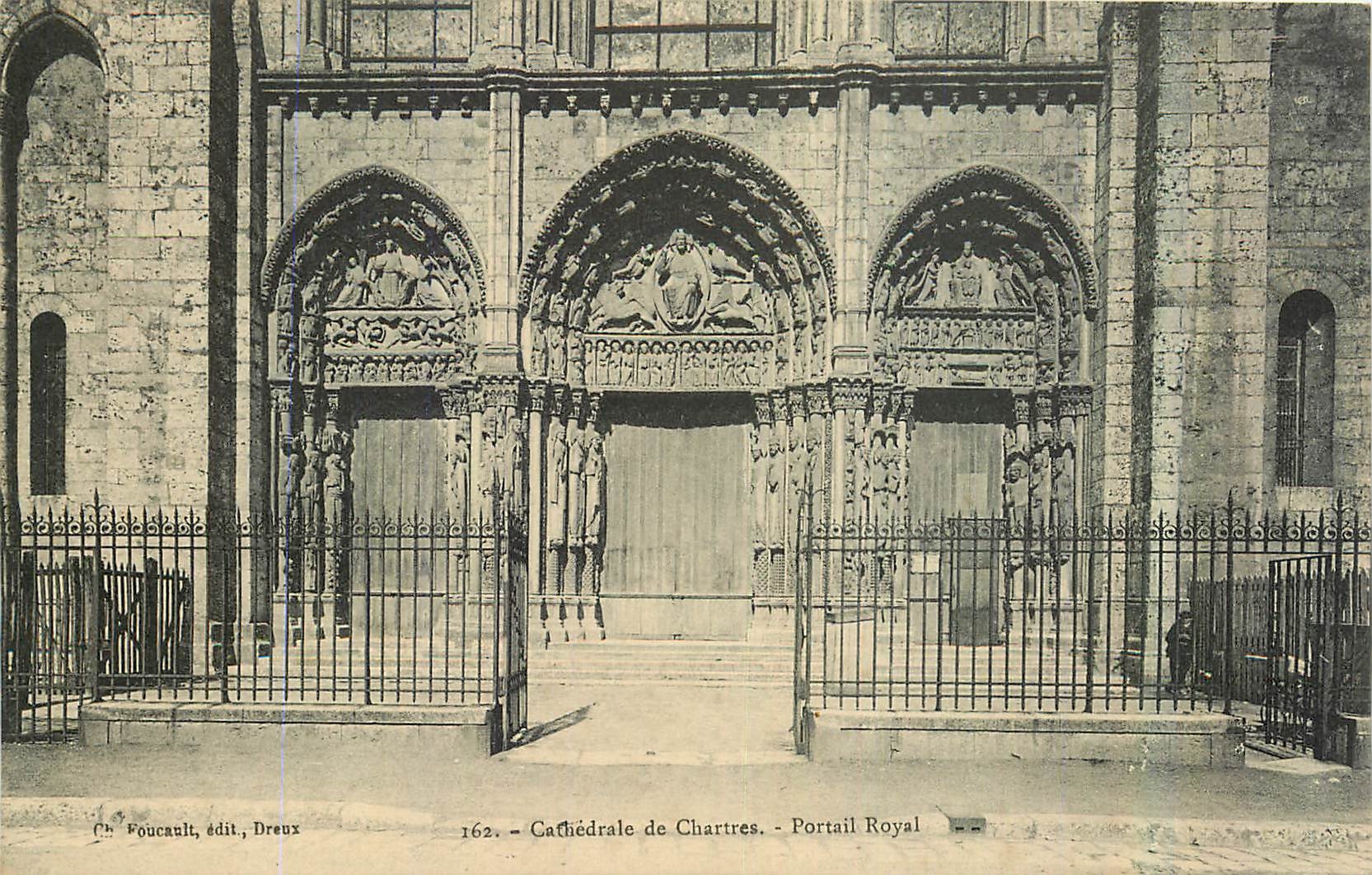 CPA Cathedrale de Chartres Portail Royal 