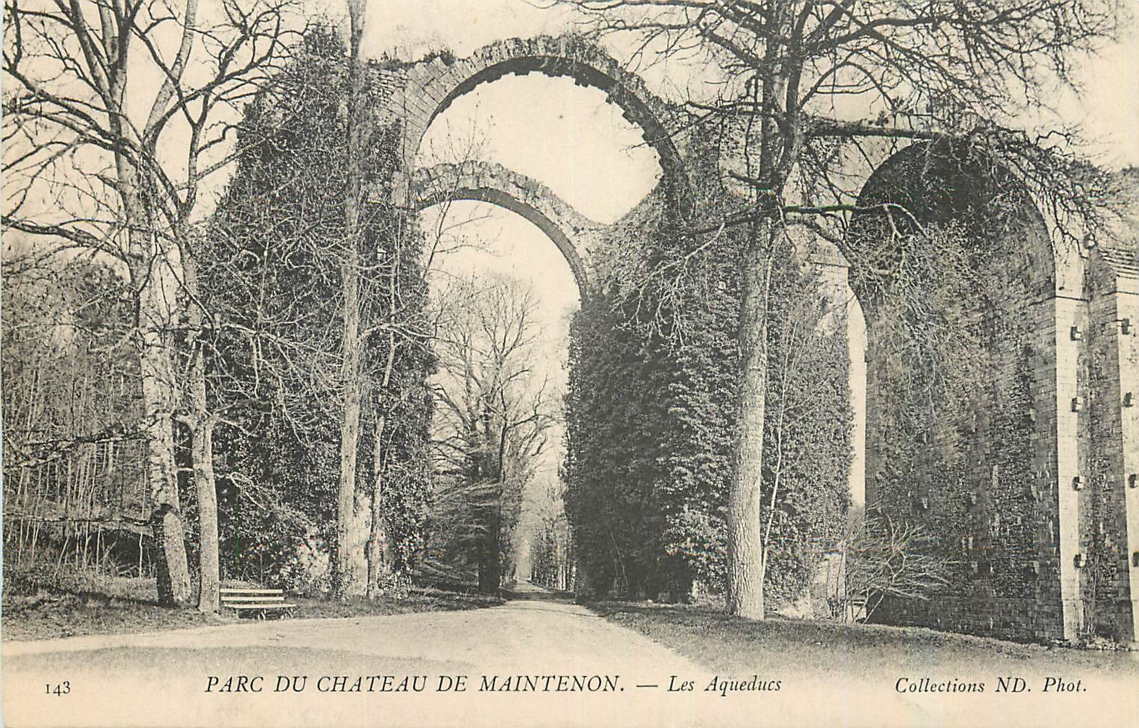 CPA Parc du Chateau de Maintenon Les Aqueducs 