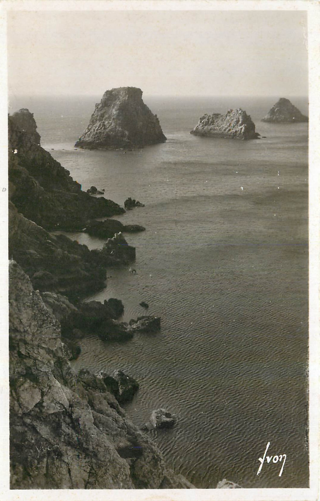 CPA Pointe de pen hir Finistere Les Tas de Pois 