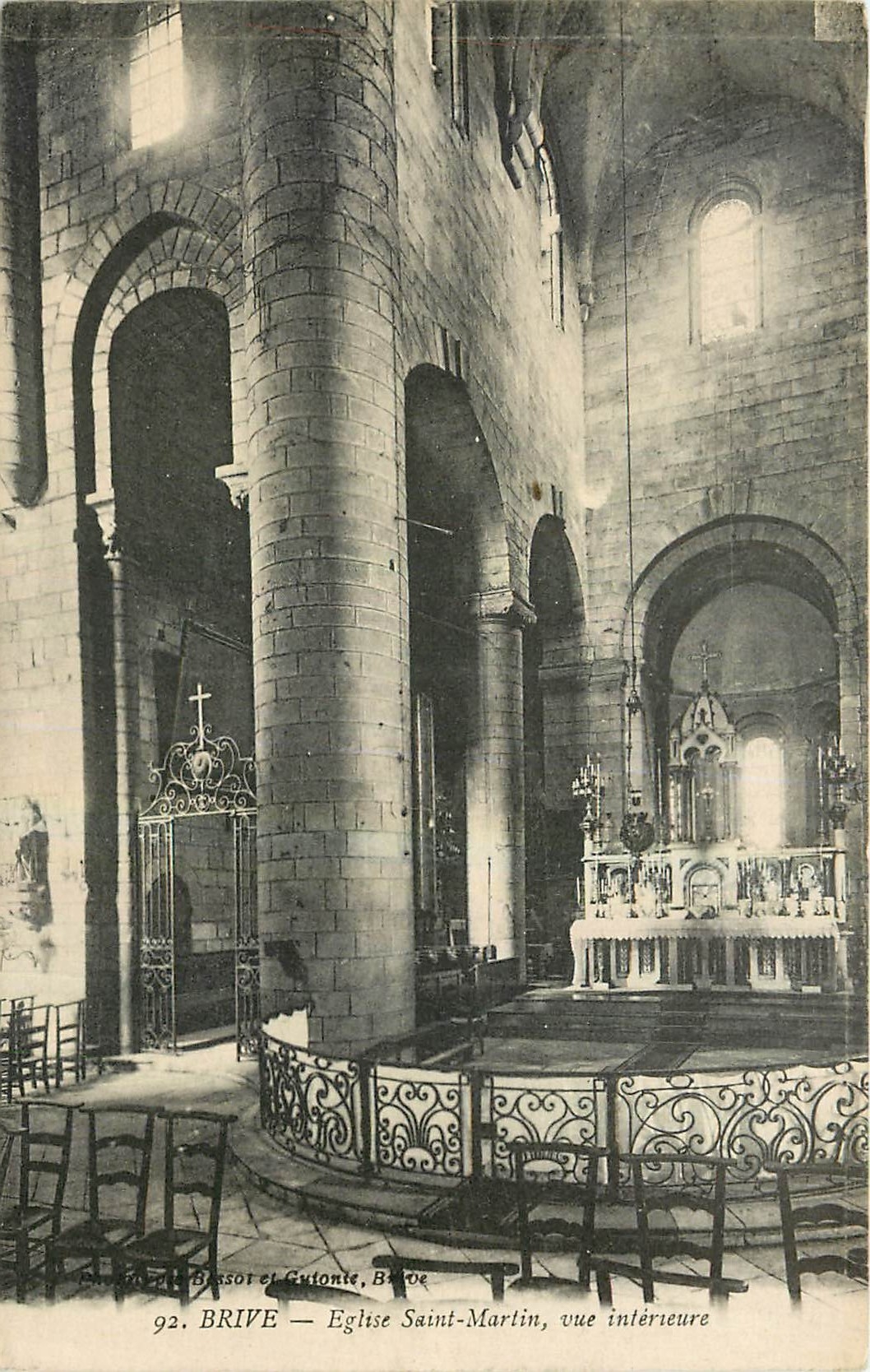 CPA Brive Eglise Saint Martin vue interieure 