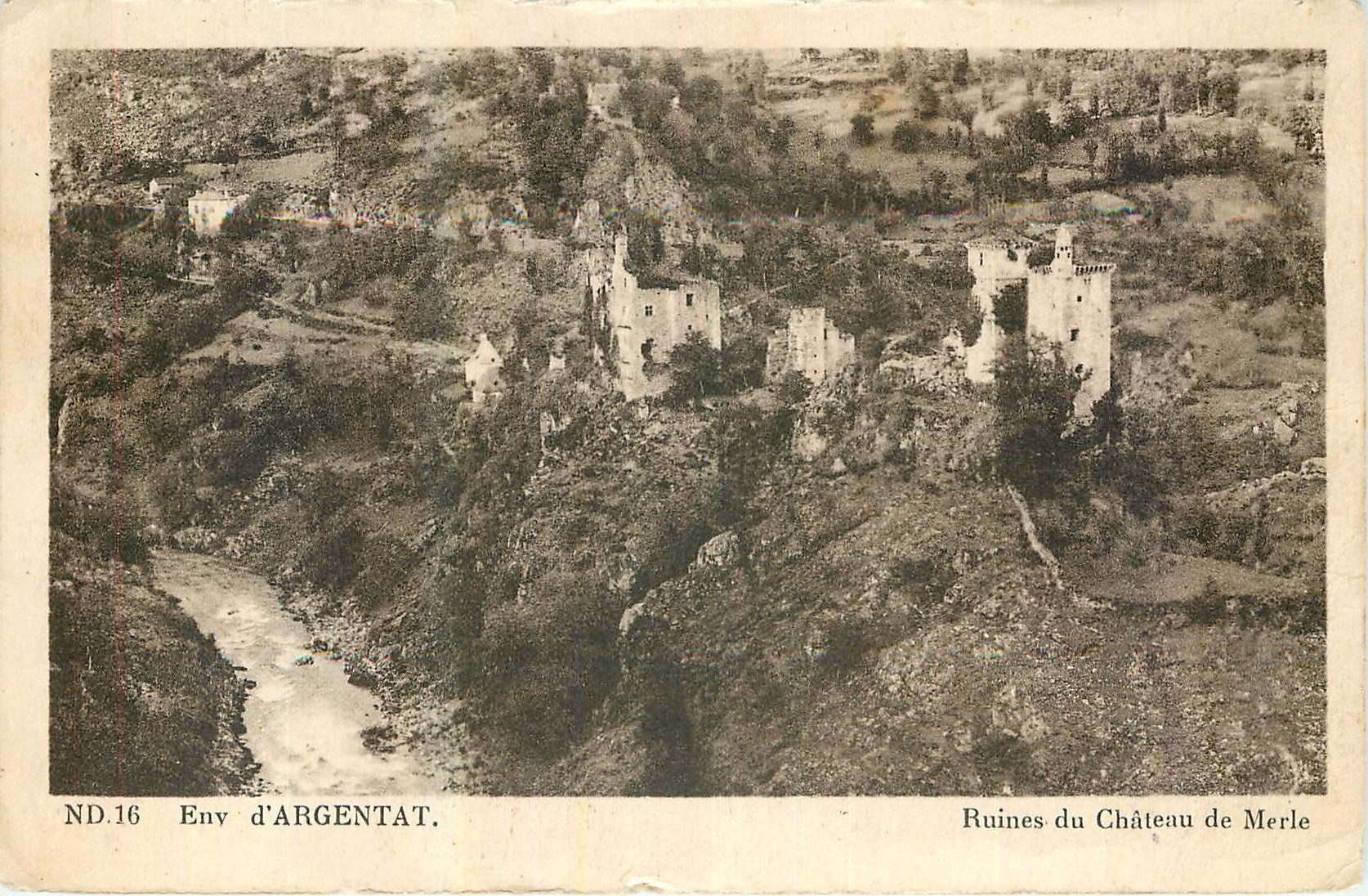 CPA Env d'Argentat Ruines du Chateau de Merle 