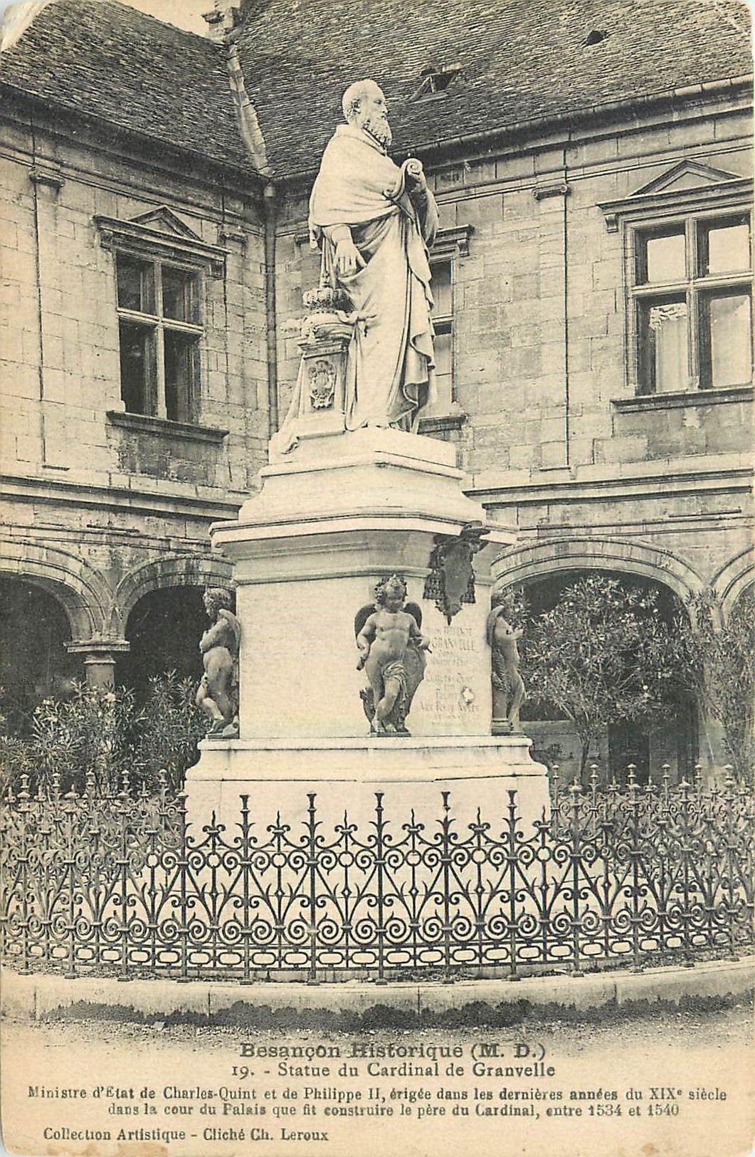 CPA Besancon Historique M D Statue du Cardinal de Granvelle 