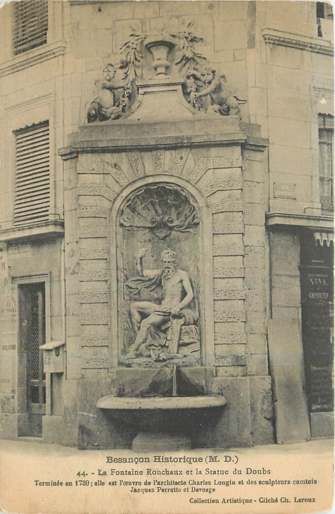 CPA Besancon Historique La Fontaine Ronchaux et la Statue du Doubs 
