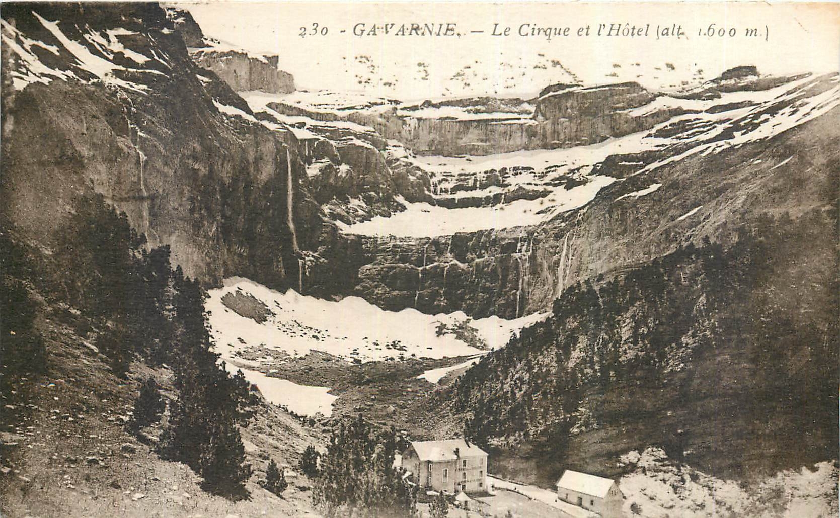 CPA Gavarnie Le Cirque et l'Hotel 