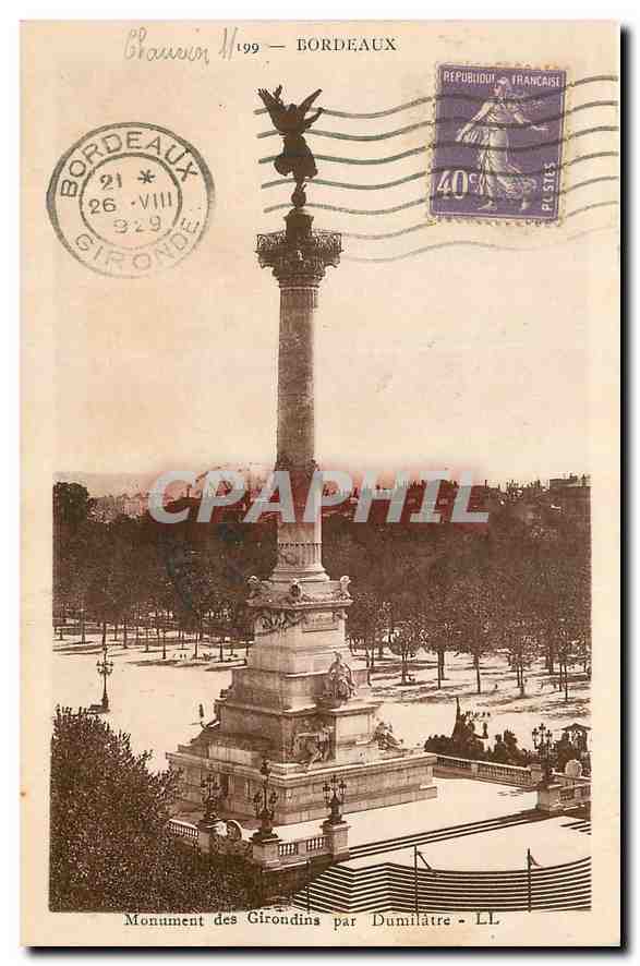 CPA Bordeaux Monument des girondins par Dumilatre 