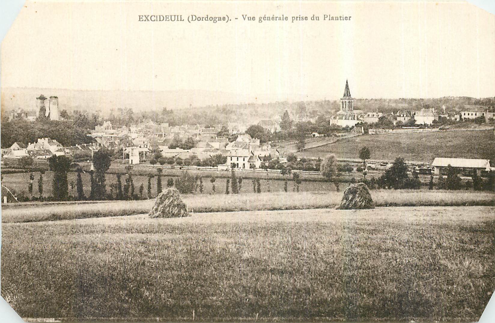 CPA Excideuil Dordogne Vue generale prise du Plantier 