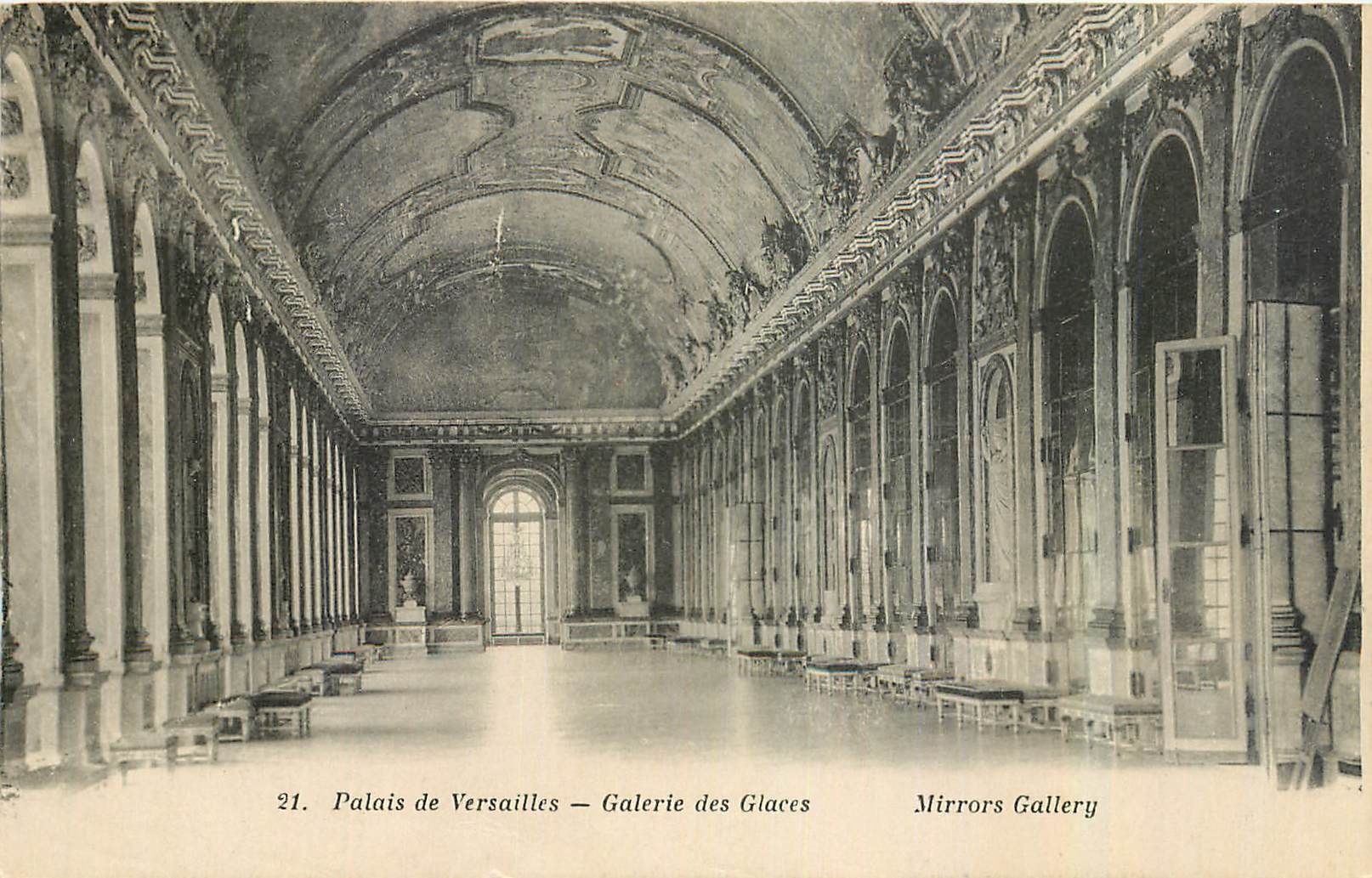 CPA Versailles Grandes Eaux Fete de Nuit au Bassin de Neptune 