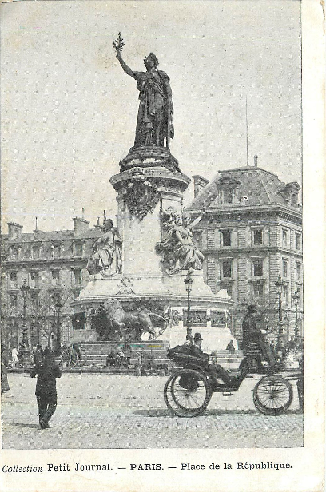 CPA Paris Place de la Republique 