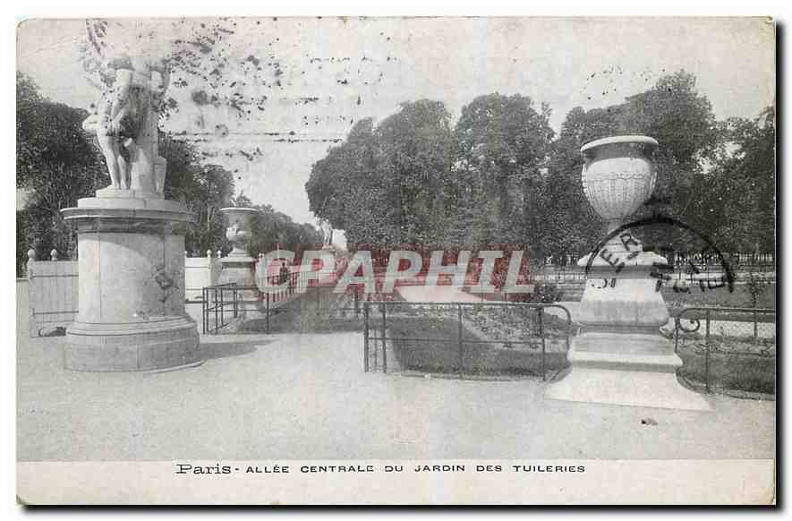 CPA Paris Allee centrale du Jardin des Tuileries 
