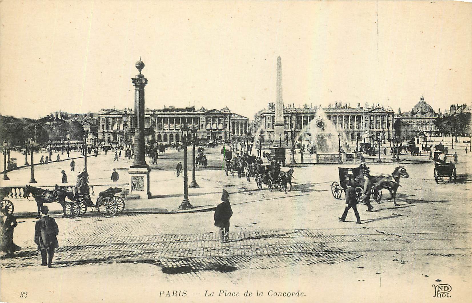 CPA Paris La Place de la Concorde 