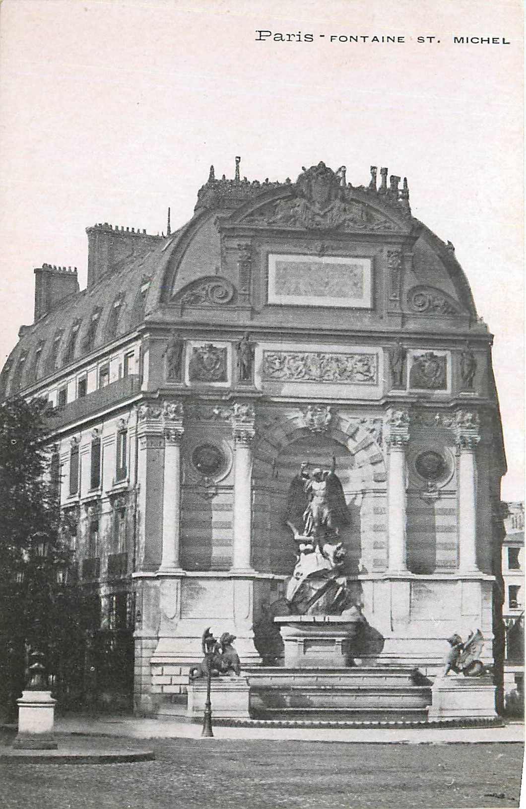 CPA Paris Fontaine St Michel 