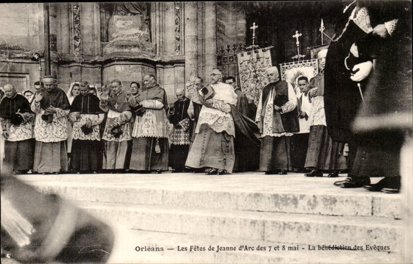 orleans CPA Les fetes de Jeanne d'arc des 7 et 8 mai La benediction des eveques