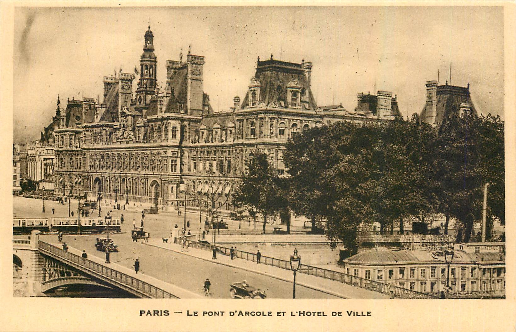 CPA Paris Le Pont d'Arcole et l'Hotel de Ville 