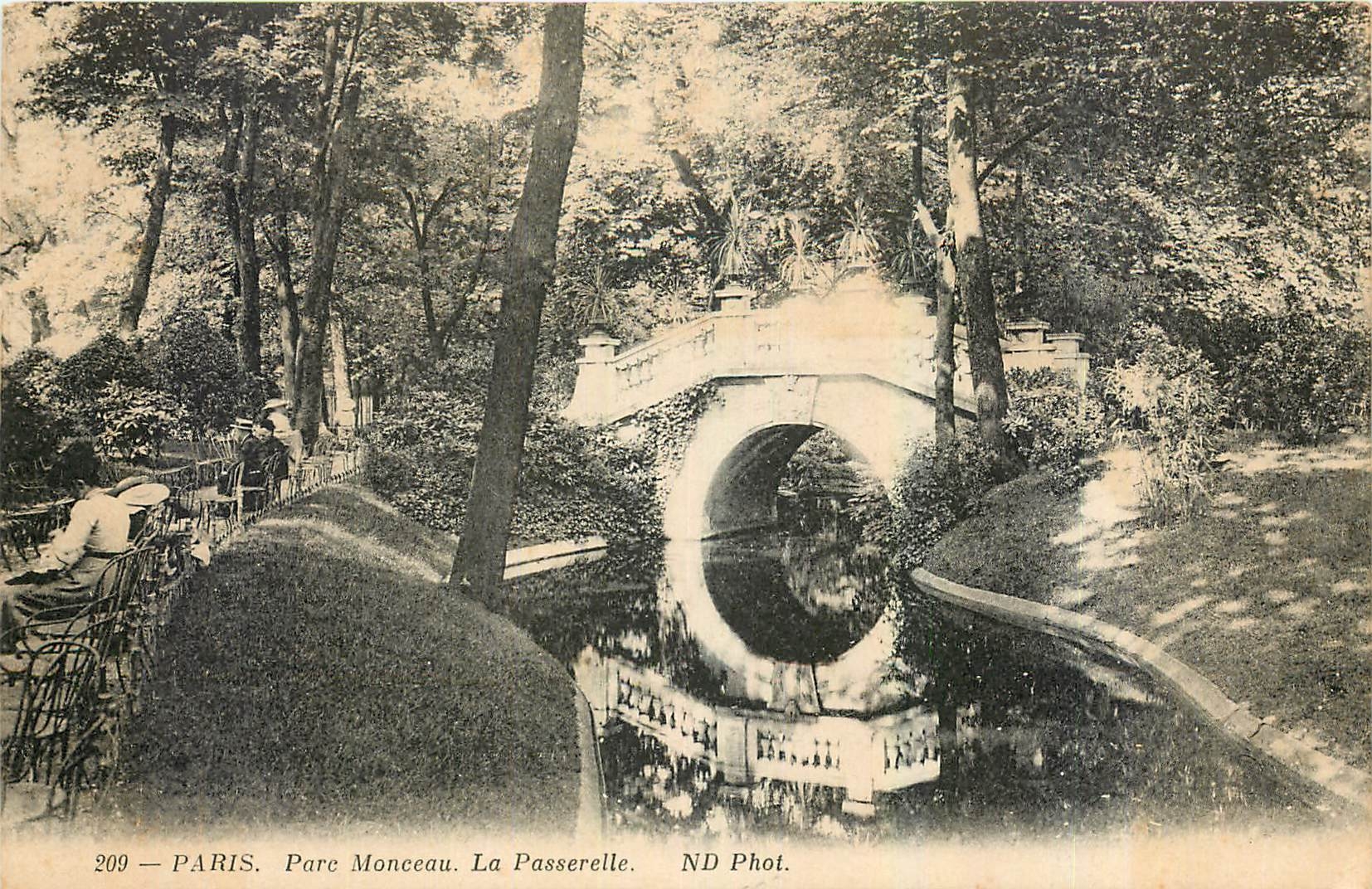 CPA Paris Parc Monceau La Passerelle 